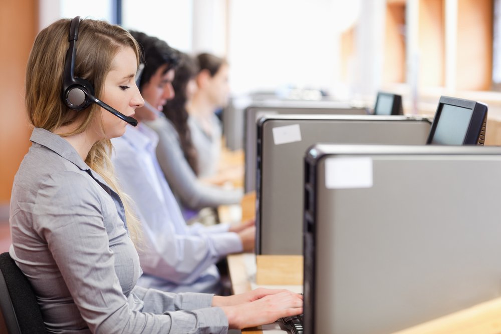 Employee Experience (EX) | Agents in contact center working